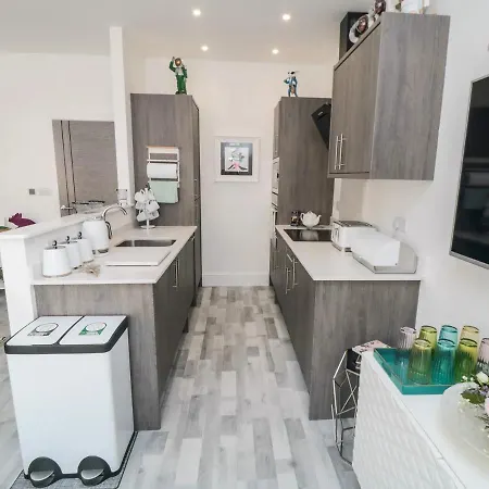Luxury 2 X Double Bed Location 아파트
